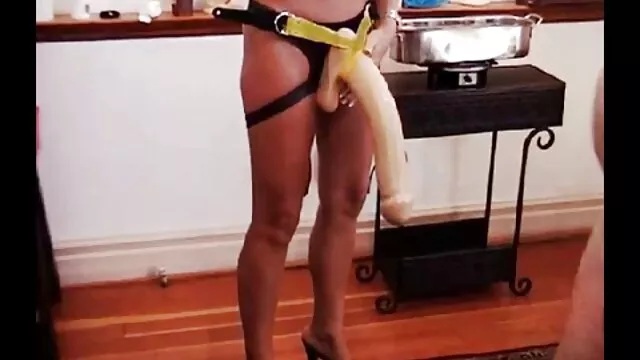 Geile britische lad erhält reife mom sex big anal dick