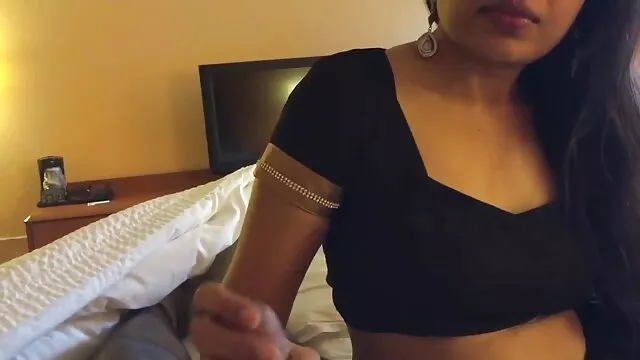 HOT PERFECT ASS SASSY MILF reife frauen sex movies FICKT NEBENZIMMER KERL IN EINEM LUXUSHOTEL-AMATEUR SASSY UND RUPHUS