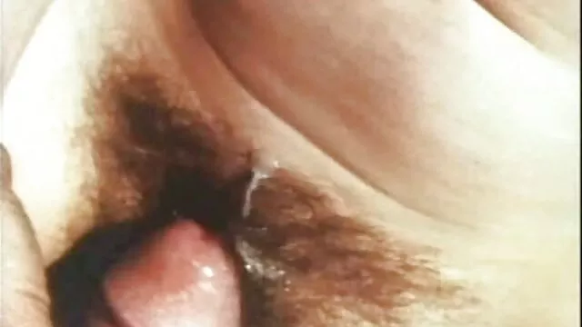 Geile Brünette masturbieren und zeigen sex movies reife frauen Ihre Füße für Sie