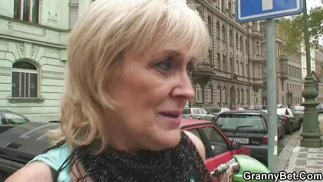 Femboy Reiten Pferd Schwanz deutsche reife frau porn und Stöhnen